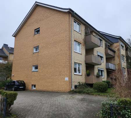 Gatermann Immobilien: Große 2-Zimmer-Wohnung mit Balkon in Itzehoe - Sude-West