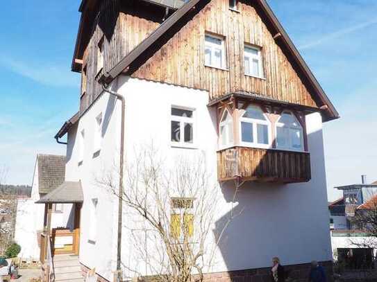 *** Charmantes Einfamilienhaus mit Einliegerwohnung im 
 Herzen von Schömber
