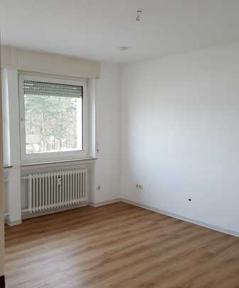 Bi-Sennestadt | 4 ZKB im 3. OG (mit Balkon)