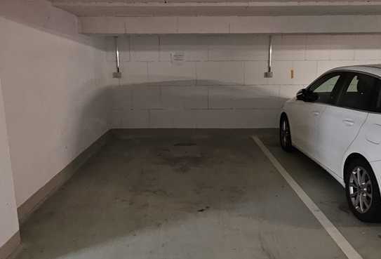 Tiefgaragenstellplatz mit Lademöglichkeit für ein E-Auto