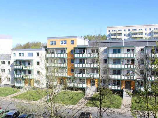 Schnell zugreifen! Charmante 3-Raum-Wohnung mit moderner Ausstattung und Balkon im Erdgeschoss