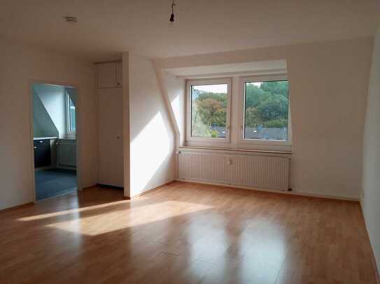 Modernes Studentenappartement mit Einbauküche