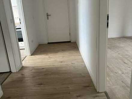 Erstbezug nach Sanierung: schöne 3-Zimmer-Wohnung mit EBK in Mannheim