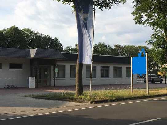 Ihr neuer Standort! Modernes Büro plus Lagerfläche. Einfach mieten statt kaufen!