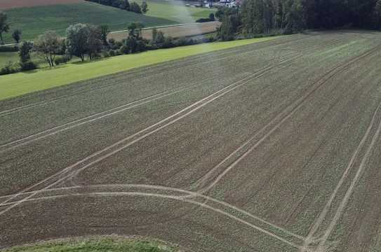 BEGEHRTE ACKERFLÄCHE BEI HAUNWANG / GEMEINDE 84174 ECHING