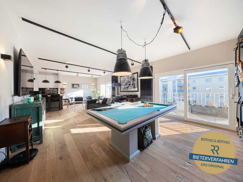 Schwabing: Exklusives 4,5-Zi.-Penthouse – moderne Ausstattung, zwei Einzelgaragen, drei Dachterrass.