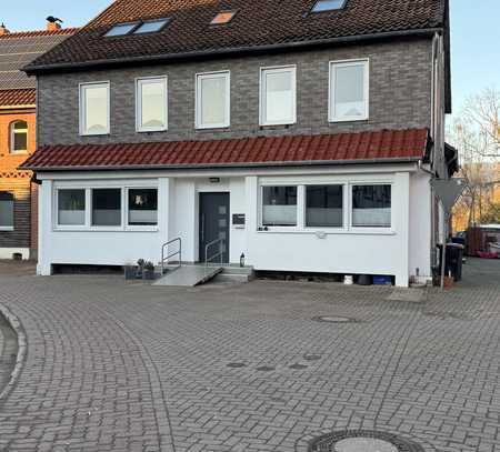 Neuwertige 2-Raum-Wohnung mit Balkon in Aerzen