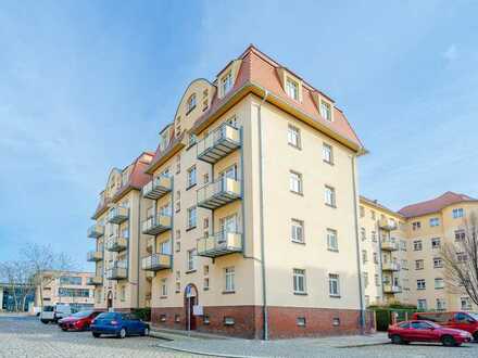 Schöne 2-Raumwohnung im Hochparterre * Balkon * Bad mit Dusche * zentrale Lage * TOP *