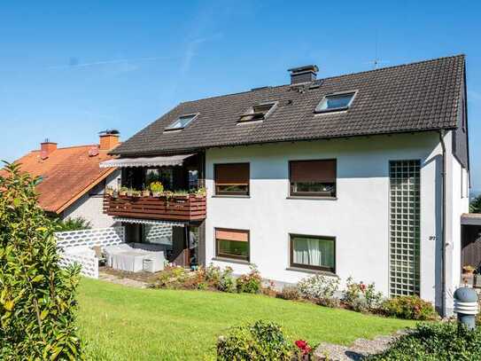 Schicke Dachgeschosswohnung mit Gartennutzung in toller Hanglage von Bielefeld Stieghorst