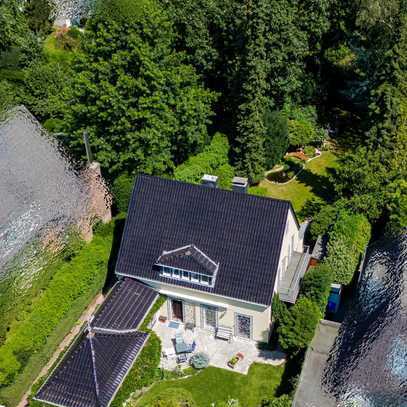 Stillvolles Landhaus in bester Rheinnähe mit idyllischem Garten