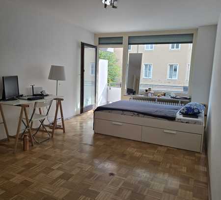 [20 Tage Sublet - NO KVR] [Oct 31 - Nov 20] Geschmackvolle 1-Zimmer-Wohnung in Schwabing-West