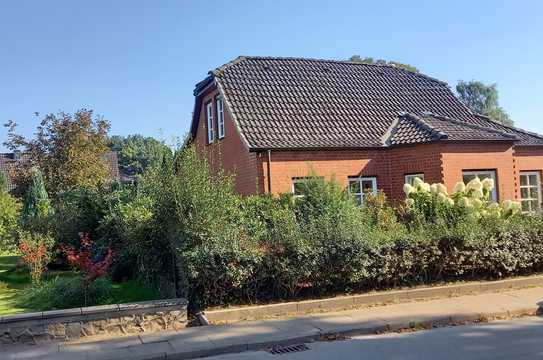 Einfamilienhaus in Brunsbek