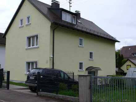 Göggingen 4 Familien Haus mit ca 320 qm Wohnfläche und 875 qm Grund