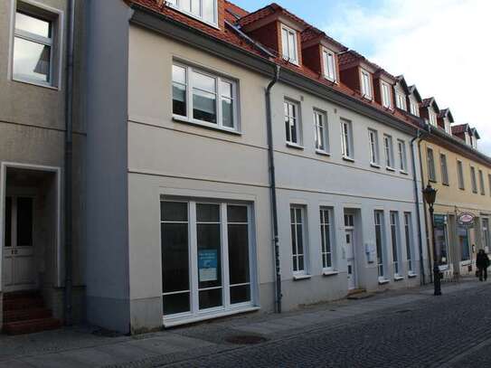 3-Raum-Wohnung in der Schloßstraße – Wohnen im Herzen von Ballenstedt