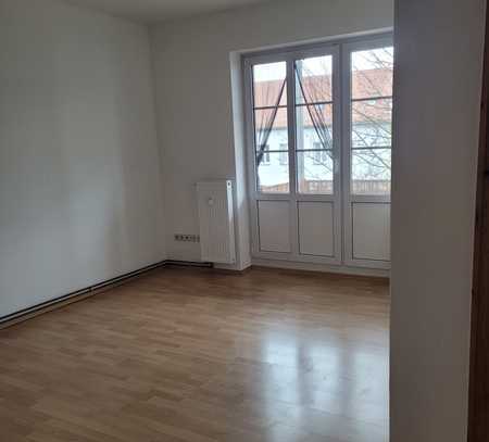 3-Raum-Wohnung mit Balkon und Einbauküche im Hechtviertel