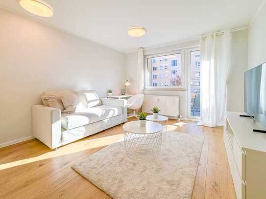 Stilvolle 2-RW* 1. OG* frisch saniert* EBK* moderne Möblierung* TG-SP* Süd-Balkon & Terrasse* Aufzug