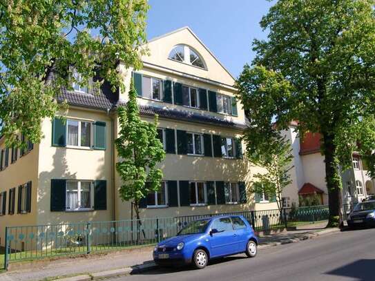 Sehr schöne 3,5-Zimmer-Wohnung mit Balkon zu vermieten