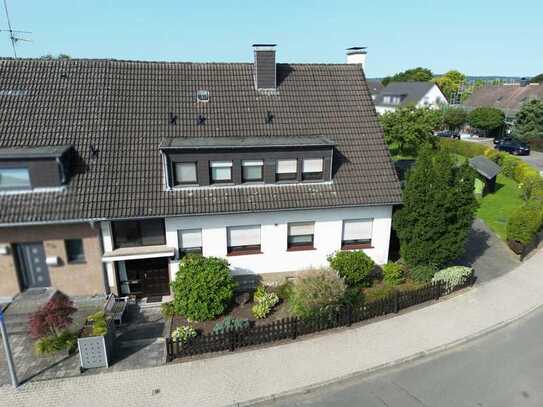 Gepflegtes Zweifamilienhaus