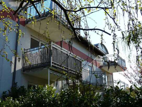 Sehr schöne Singlewohnung mit Balkon, Einbauküche und Fußbodenheizung im Stadtteil Döbbrick!