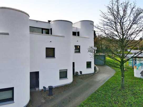 Modernes Wohnen auf dem Sonnenberg – Reihenmittelhaus mit Weitblick und hochwertiger Ausstattung