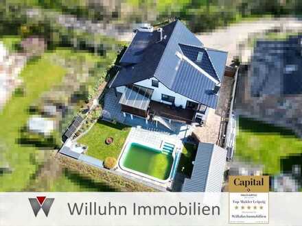 Exklusives Eigenheim mit Outdoor-Pool, Kaminzimmer, Einliegerwohnung & atemberaubendem Blick