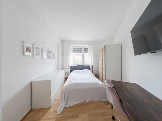 +++ Furnished room in 60486 +++