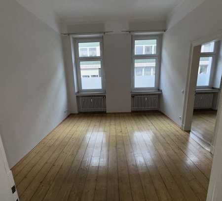 Erdgeschosswohnung mit Balkon im Dellviertel