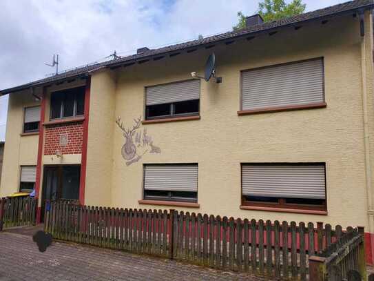 Freistehendes Haus mit viel Platz und Potential in Mölschbach