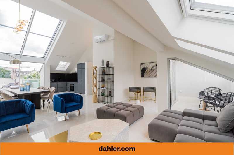                                                               M&ouml;bliertes Luxuspenthouse auf zwei Ebenen am Krausnickpark                                                       in Mitte (Ingolstadt)