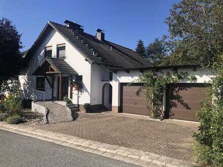 Wohnen wo Andere Urlaub machen - Staatl. Erholungsort* 
Top-gepflegtes Wohnhaus+Einlieg.Whg; Balkon