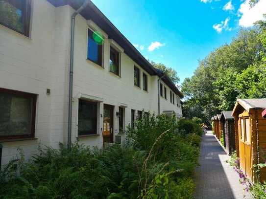 Geräumiges Mittelreihenhaus mit Garten, Carport und Vollkeller in familienfreundlicher Lage