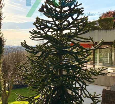 Einfamilienhaus mit Blick auf Natur und Eleganz: Willkommen zu Hause!