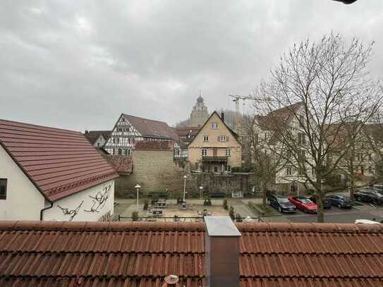 Großzügige 3-Zi.-Wohnung im Zentrum Herrenbergs