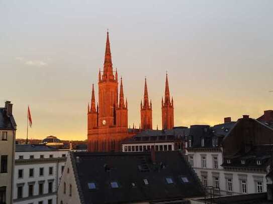 Sechs-Raum-Büro über den Dächern von Wiesbaden