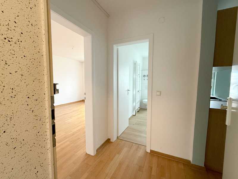 Provisionsfrei! Modernisierte 2,5 Zimmer in City Bestlage am Kaiserstraßenviertel