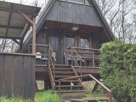 In der Natur entspannen oder arbeiten - möblierte Finnhütte an der Försterei am Helenesee