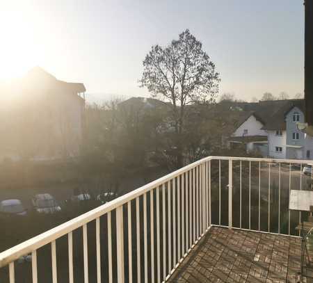 Charmante Maisonette Wohnung mit Balkon und TG-Stellplatz