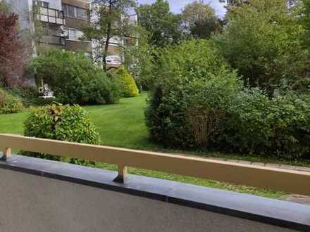 Zentral gelegene, helle 2-Zi.-Whg mit Balkon