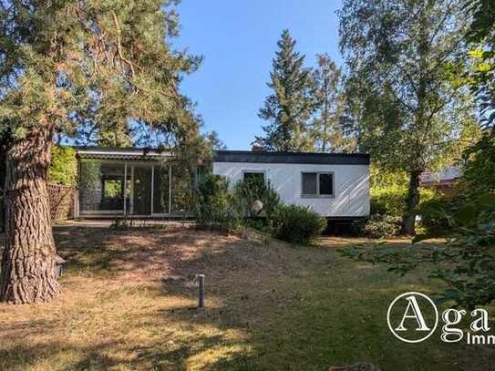 attraktiver Bungalow mit Sauna und großem Garten in Berlin-Kladow