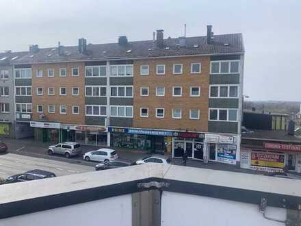 3 Zimmer Wohnung mit Balkon, auf Wunsch mit eigenem Garten