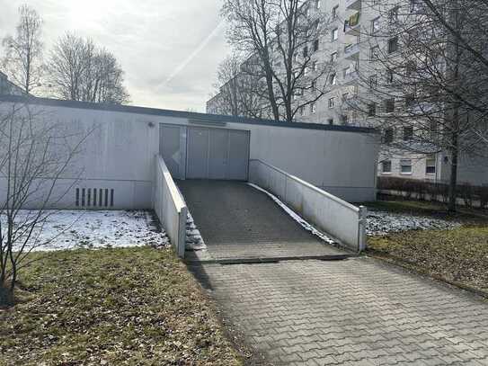 5x Garagenstellplätze in 81475 München, Rendite 3% p.a.