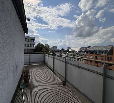 **Helle 3-Zimmer Wohnung mit Dachterrasse**OHNE AUFZUG