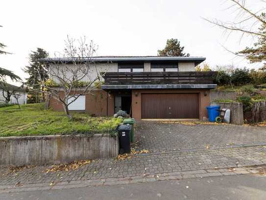 Winkelbungalow mit Einliegerwohnung auf einem Traumgrundstück