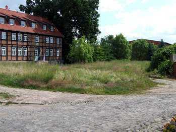 Zentrales Baugrundstück in Hornhausen