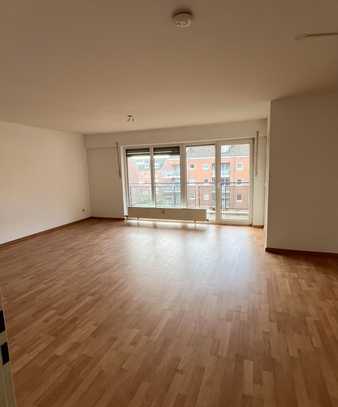 Helle 3-Zimmer Wohnung- in Köln-Blumenberg