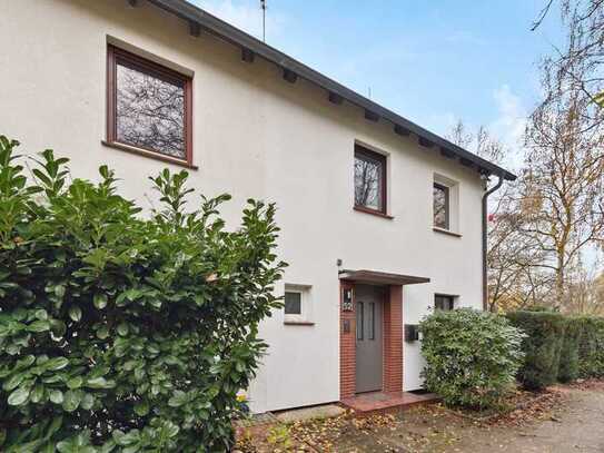 Reihenendhaus mit Garten in Osdorf