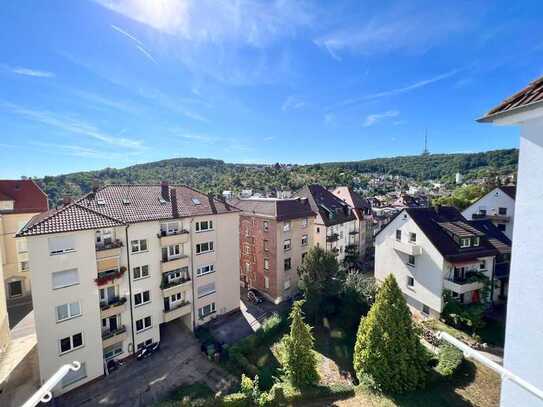 Moderne 3-Zimmer-Wohnung mit Ausblick und EBK in Stuttgart Ost