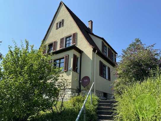 *** Anno 1935 *** freistehendes Haus mit viel Charme *** großer Garten *** Hersbruck ***