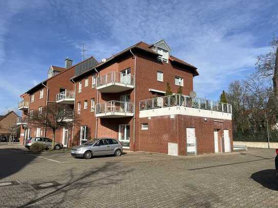 Barrierefreie 4 Zi-ETW, Dachterrasse, Balkon, Fußbodenhzg., 2 Bäder, TG, ohne Mietverhältnis!