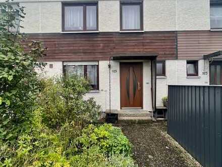 Perfektes Familienhaus: Reihenmittelhaus mit Garten und Garage